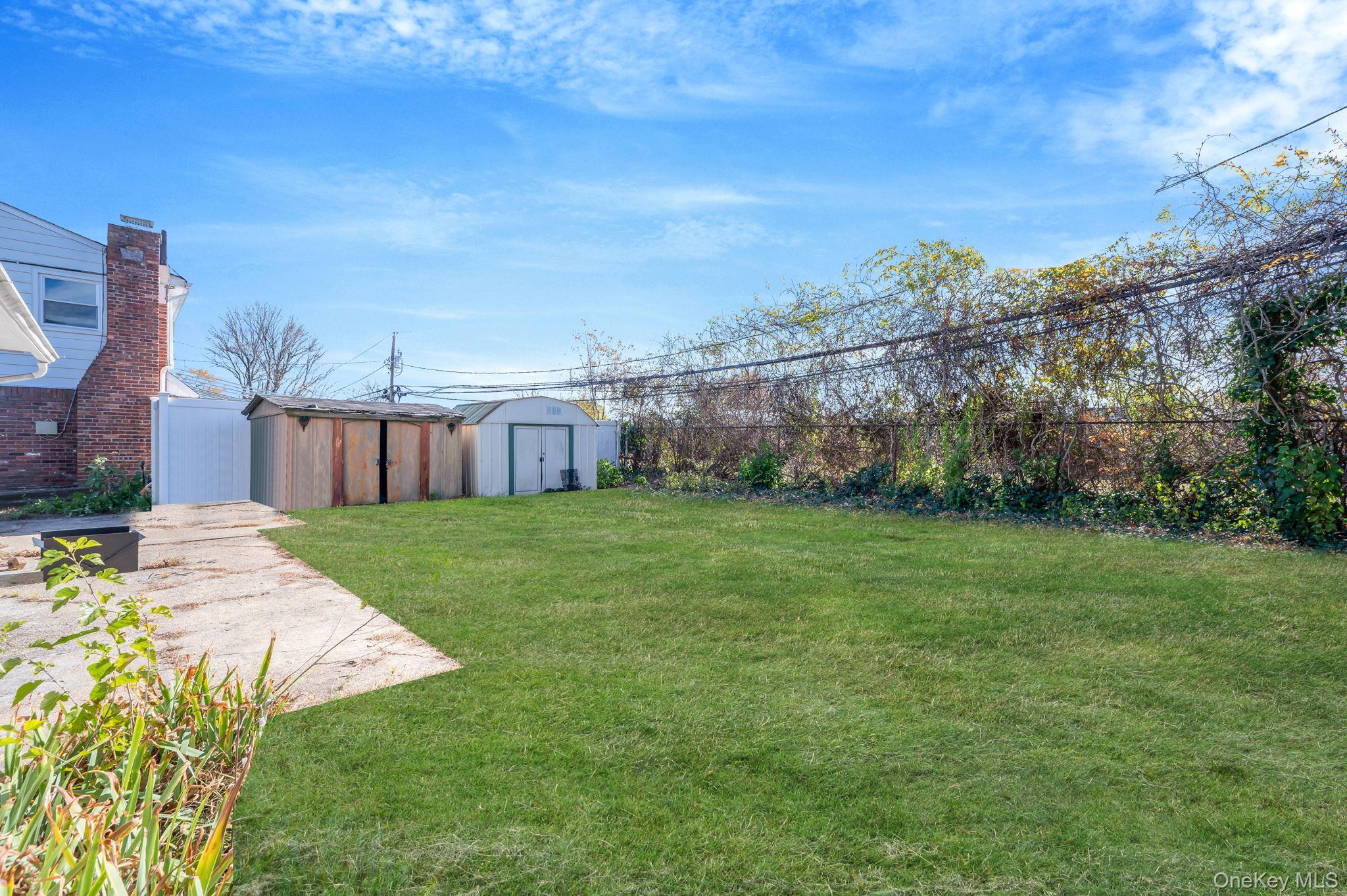 Single Family Blacksmith  Nassau County, NY 11756, MLS-935546-28