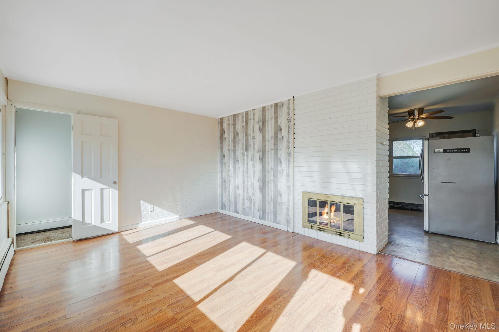 Single Family Blacksmith Nassau County, NY 11756, MLS-935546-8