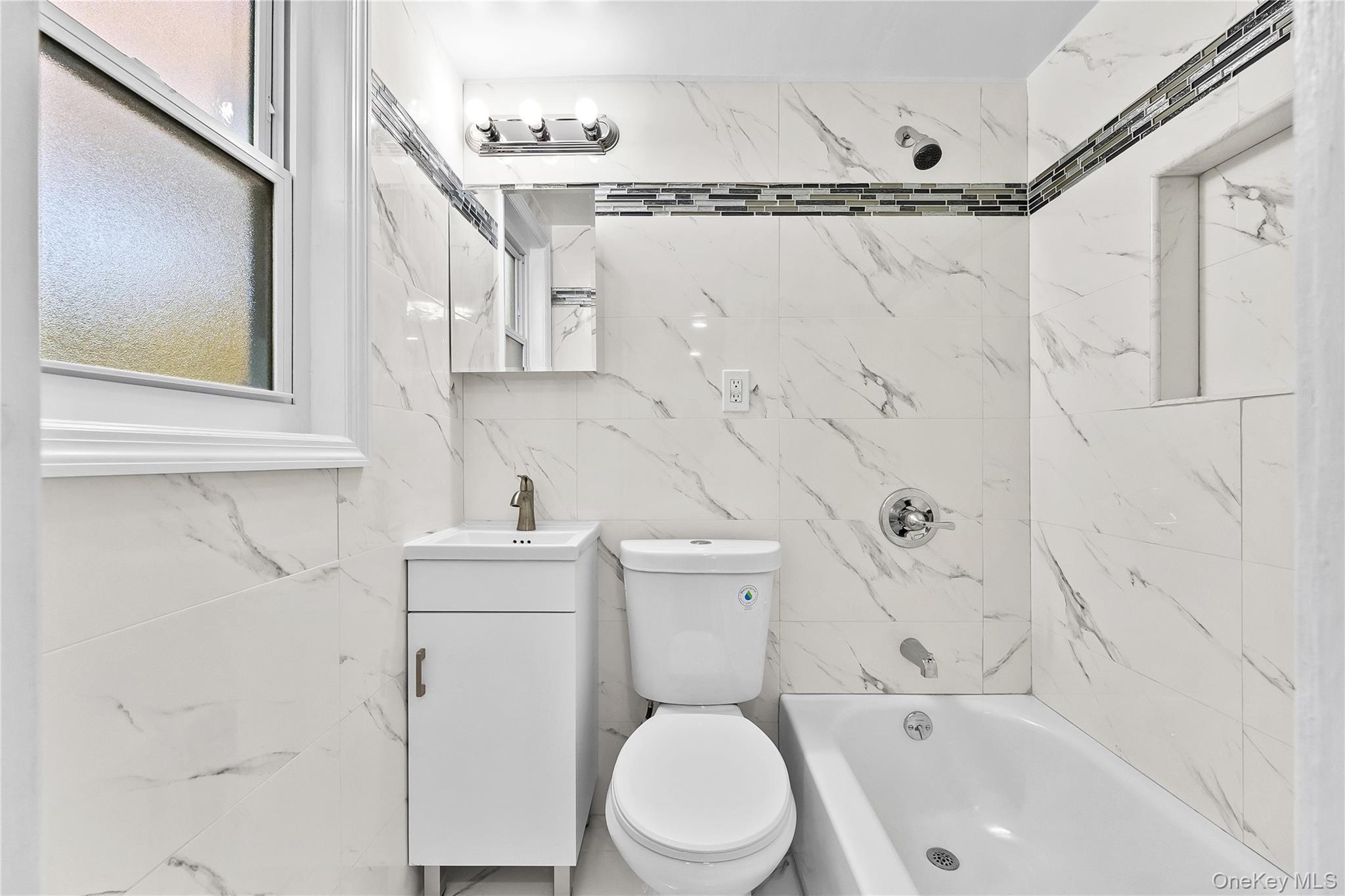 Single Family Hutchinson  Westchester County, NY 10552, MLS-935548-17