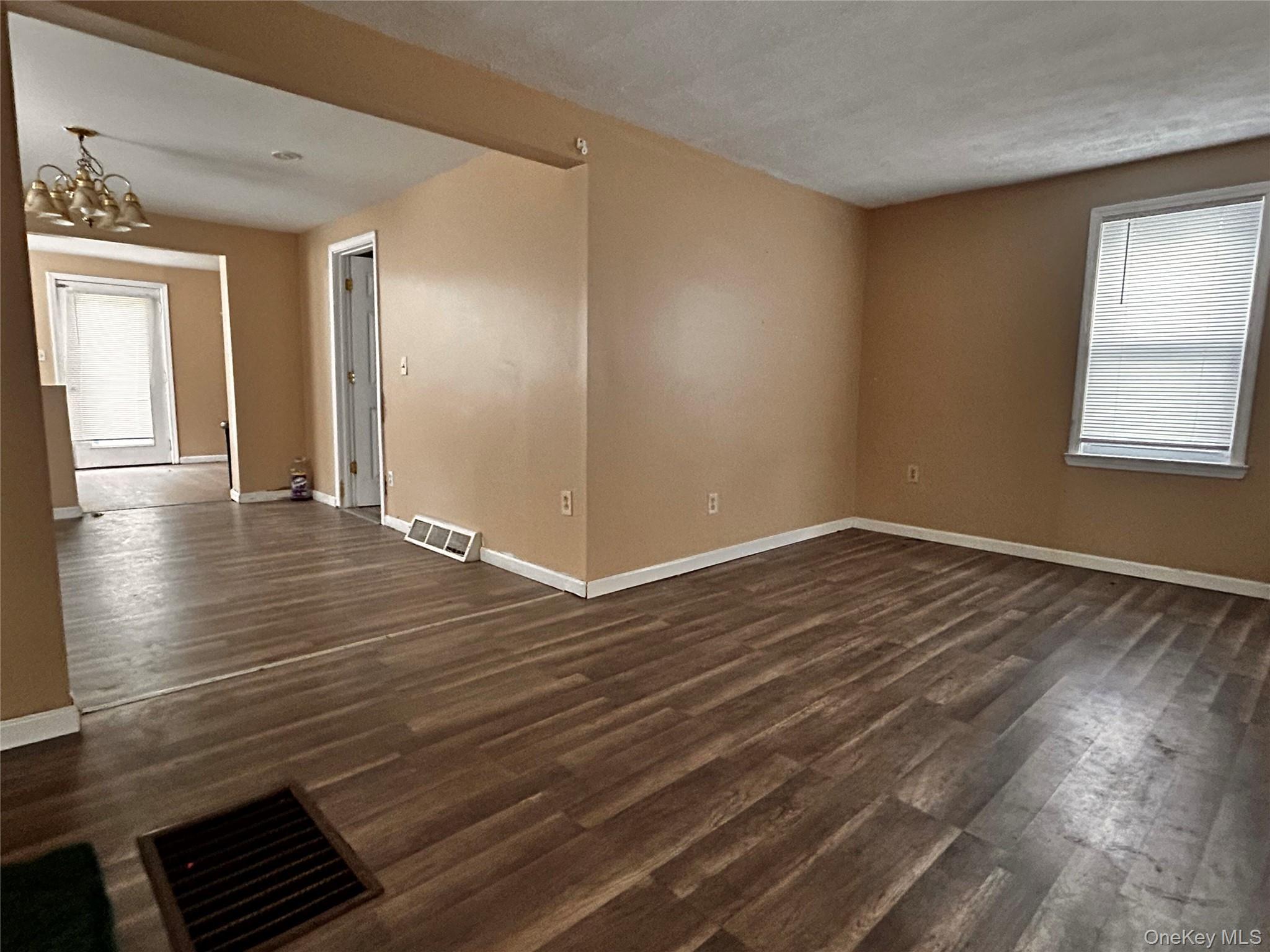 Single Family Dupont Orange County, NY 12550, MLS-935553-5