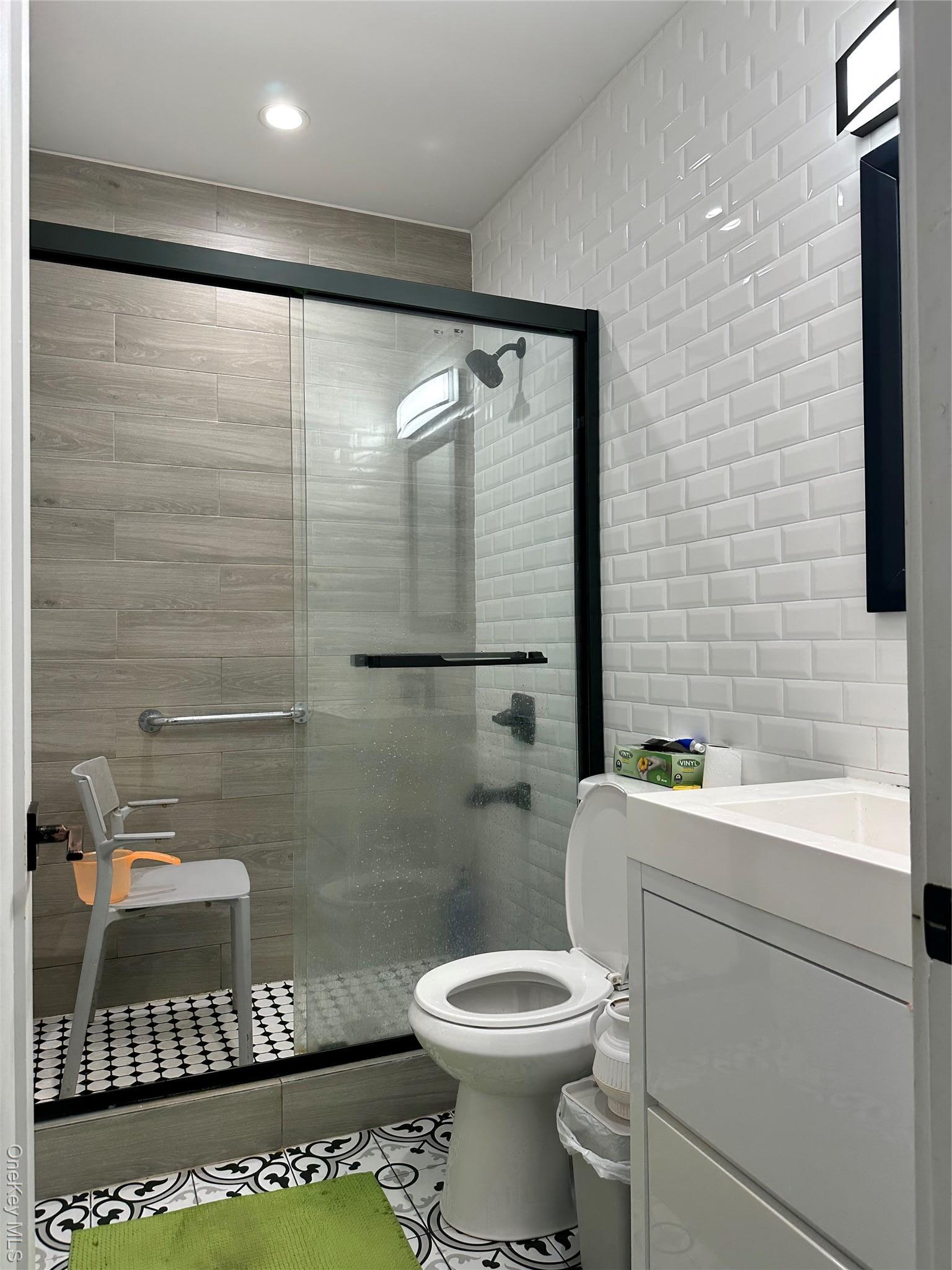 Single Family Vanderveer Queens, NY 11428, MLS-935557-7