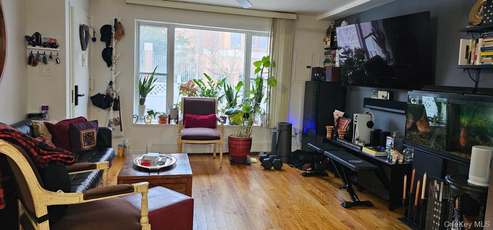 Single Family Beach 29th Queens, NY 11691, MLS-935568-10