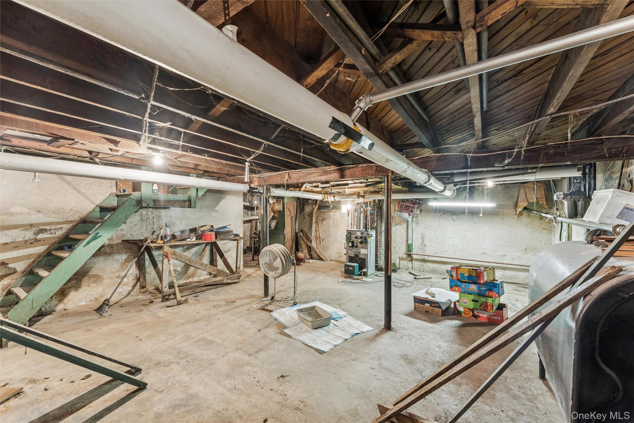 Single Family Lincoln Nassau County, NY 11501, MLS-935570-12