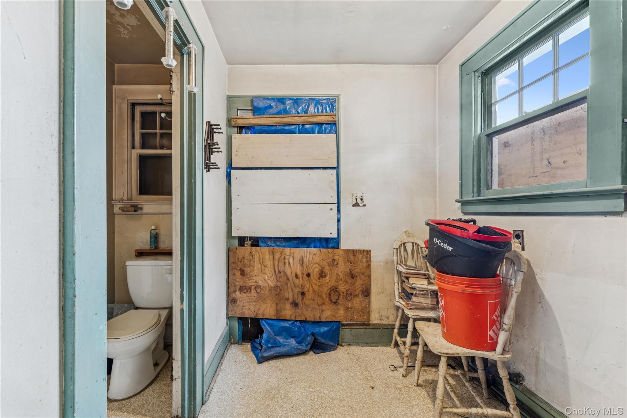 Single Family Lincoln Nassau County, NY 11501, MLS-935570-8