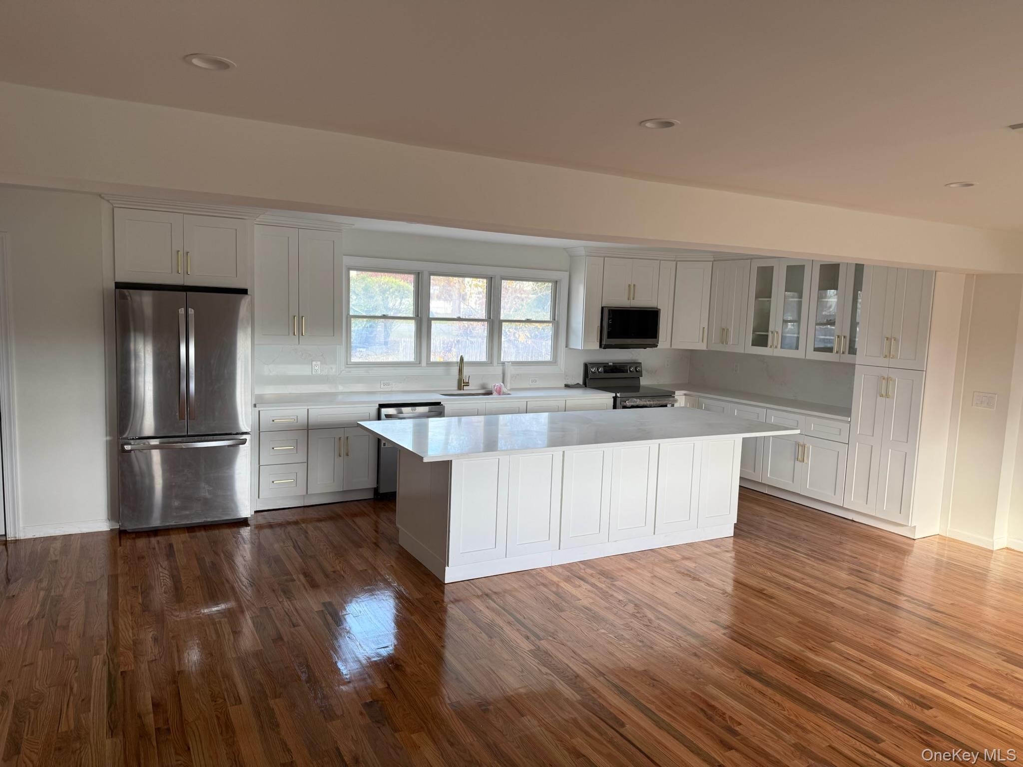 Single Family Centerwood Suffolk County, NY 11704, MLS-935581-2