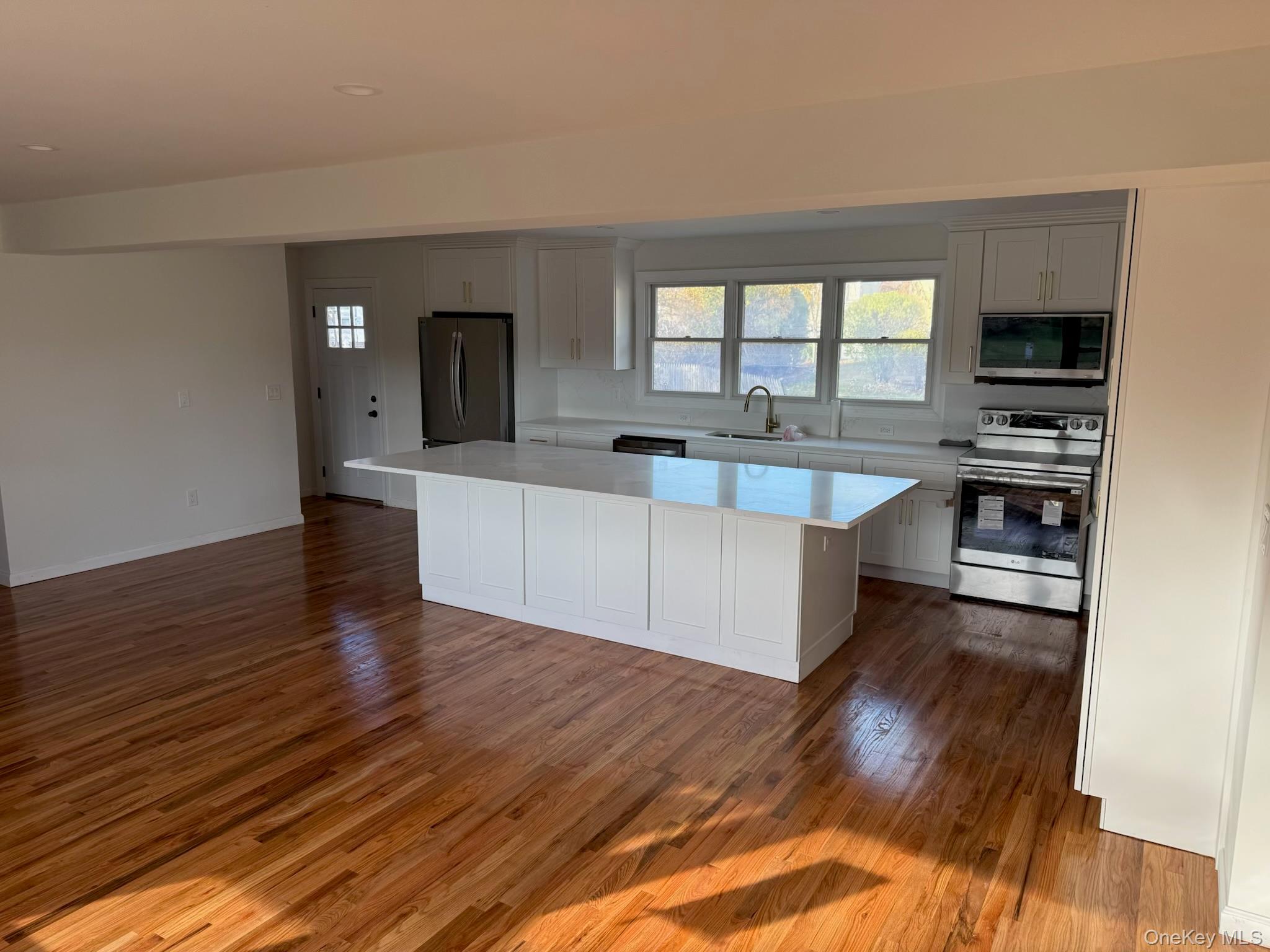 Single Family Centerwood Suffolk County, NY 11704, MLS-935581-3