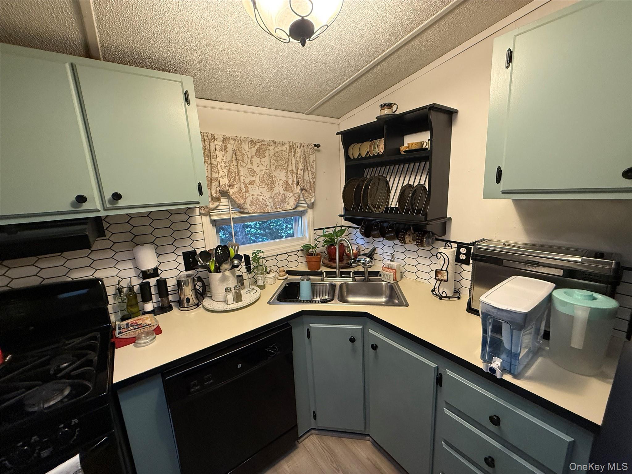 Single Family King George Orange County, NY 12553, MLS-935582-12