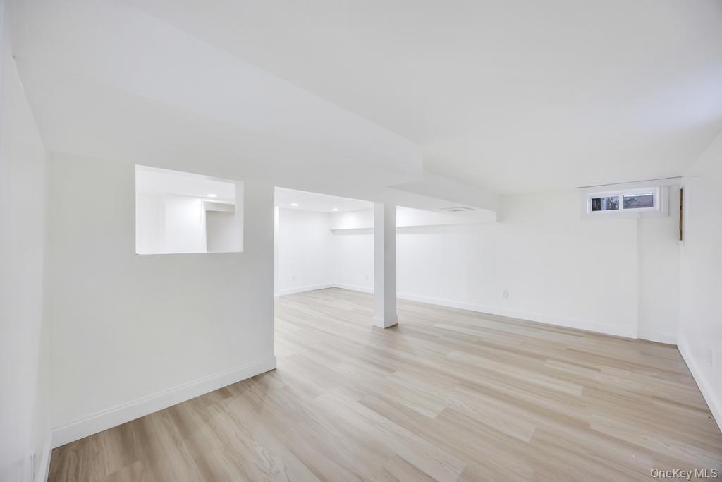 Single Family Claywood Suffolk County, NY 11717, MLS-935589-18