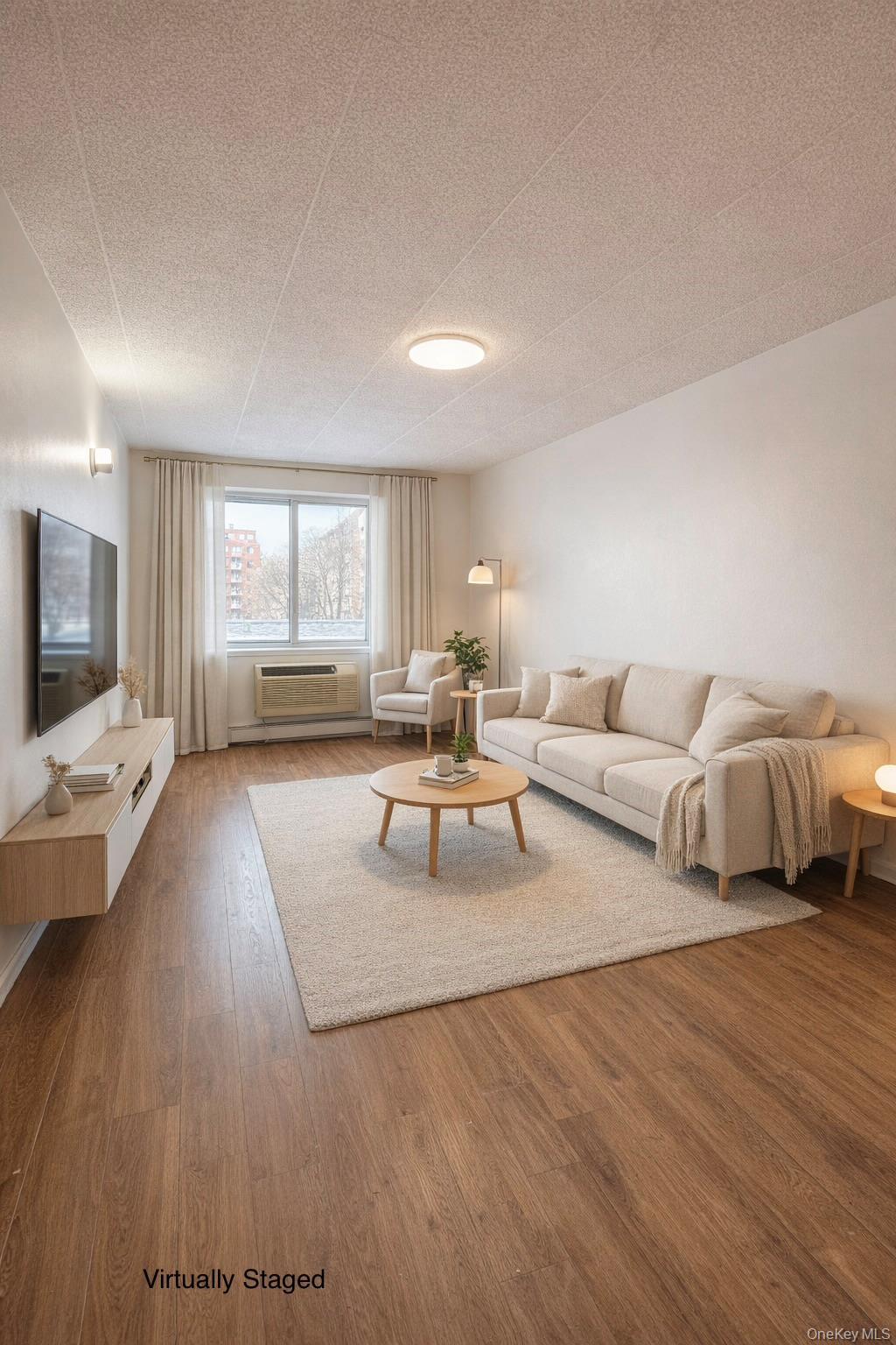 Condo 32nd Queens, NY 11354, MLS-935591-2