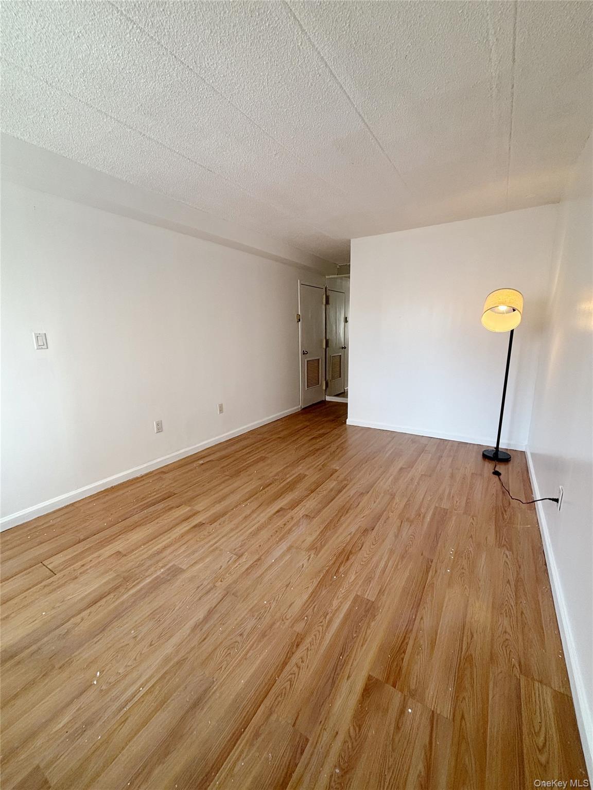 Condo 32nd Queens, NY 11354, MLS-935591-9