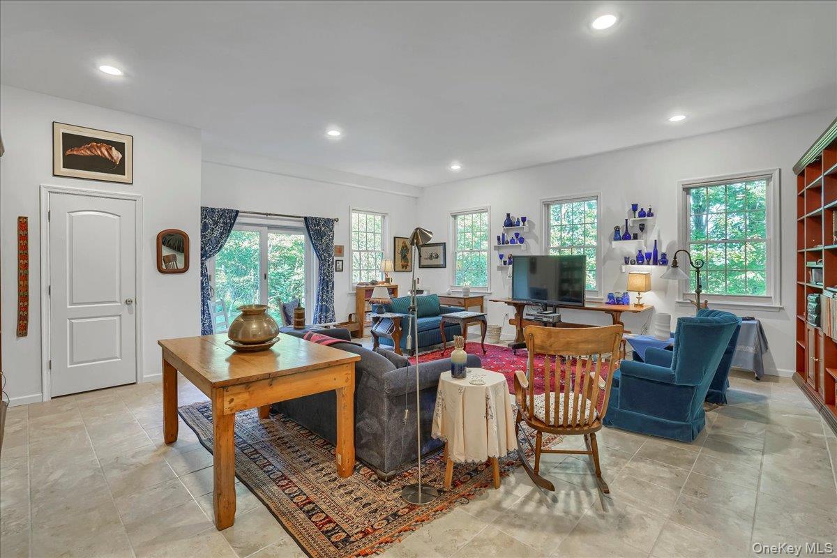 Single Family Overlook  Out Of Area, NY 18405, MLS-935600-19