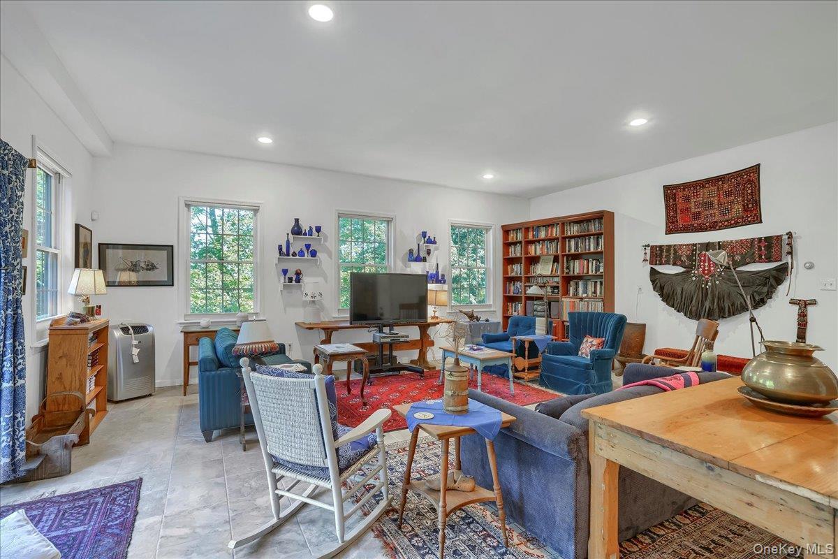 Single Family Overlook  Out Of Area, NY 18405, MLS-935600-20