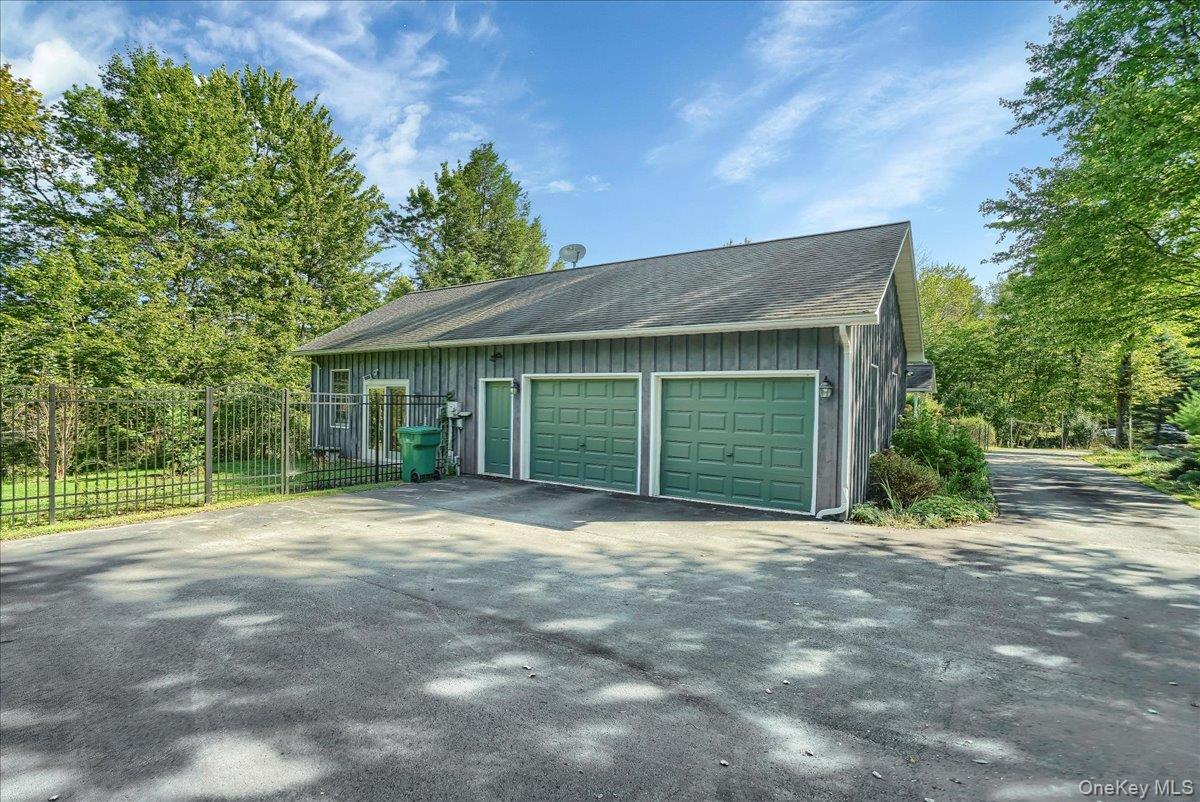 Single Family Overlook  Out Of Area, NY 18405, MLS-935600-36