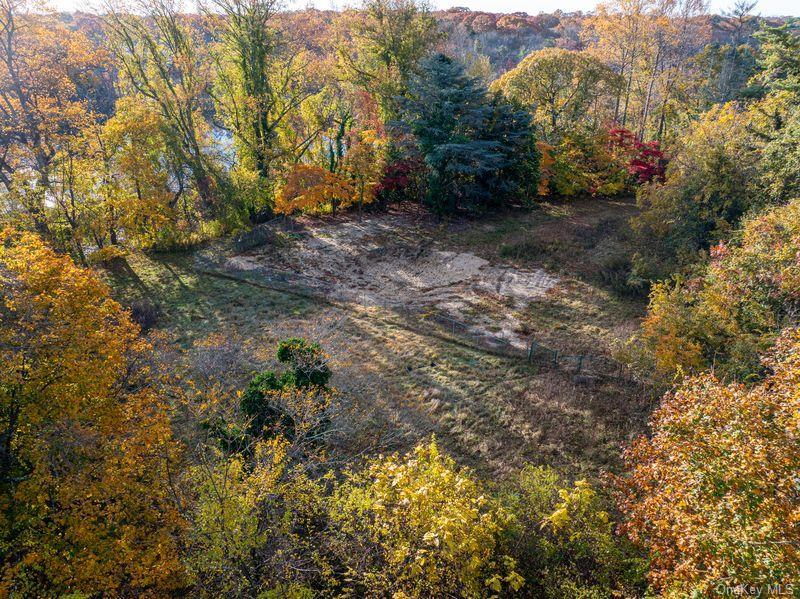 Single Family Old Broadway Avenue  Suffolk County, NY 11782, MLS-935606-20