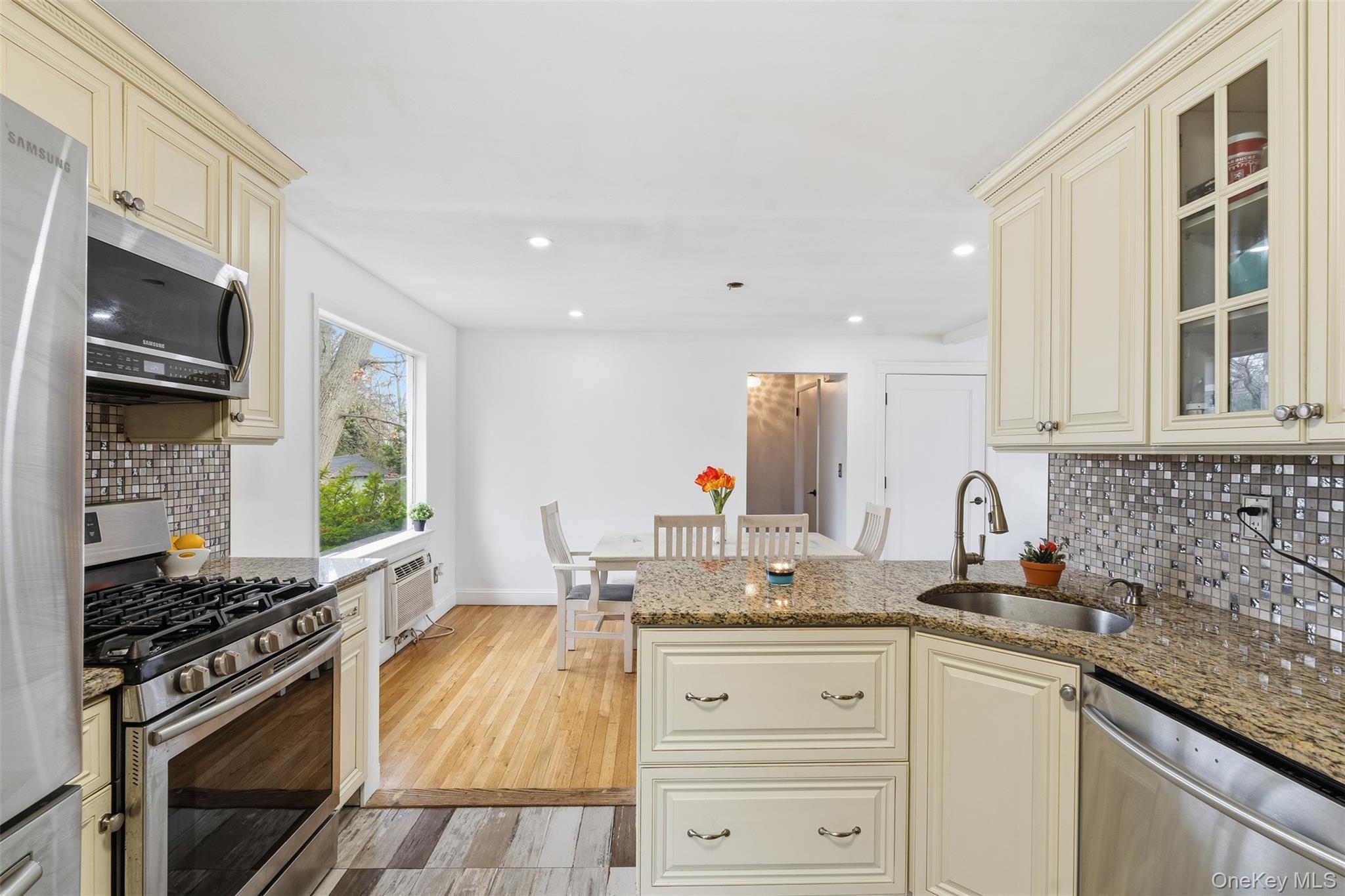 Single Family Hovenkamp Rockland County, NY 10954, MLS-935624-6