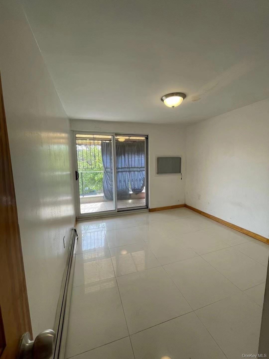 Single Family 69th Queens, NY 11377, MLS-935632-3