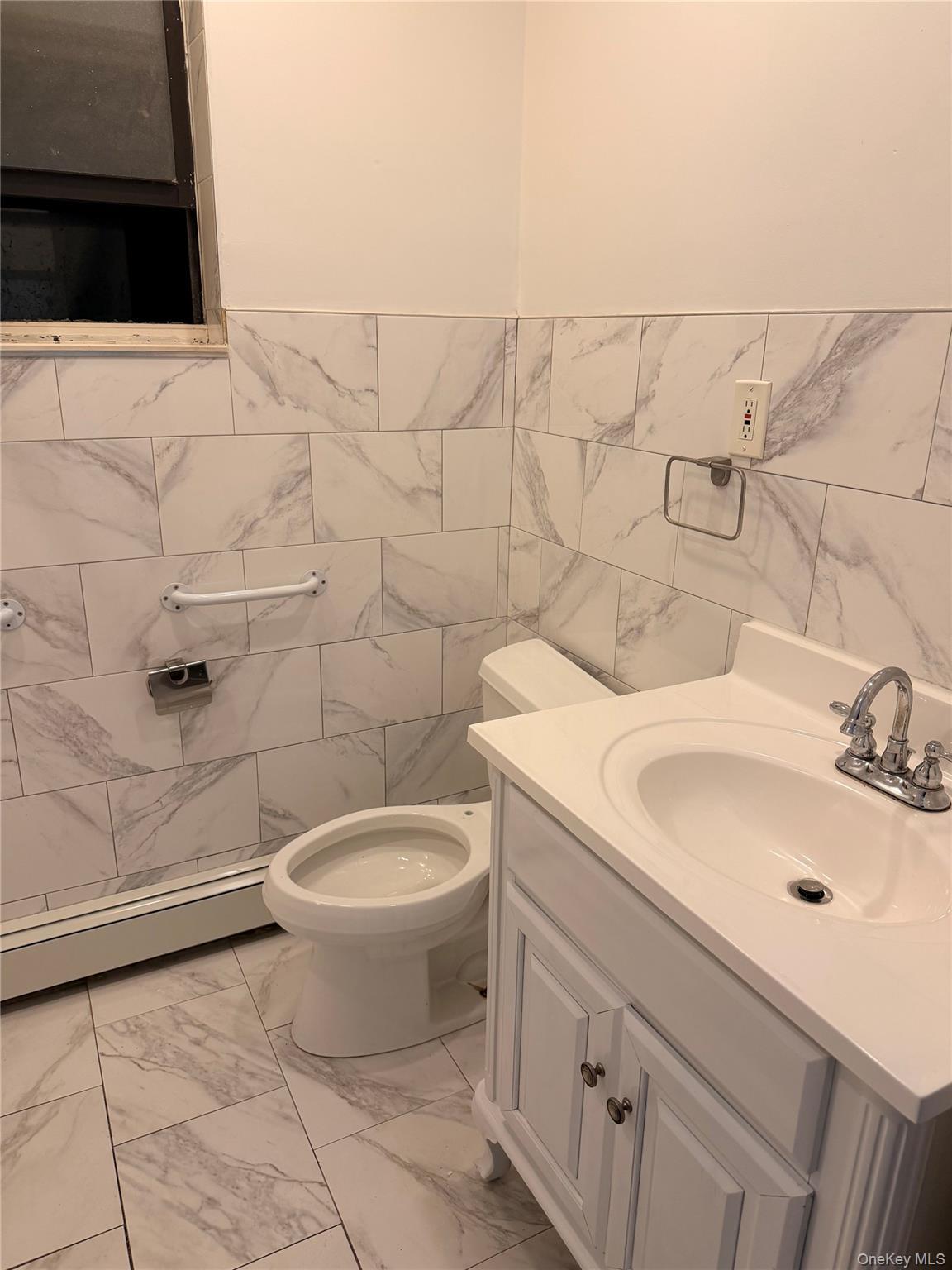Apartment Faile Bronx, NY 10459, MLS-935639-19