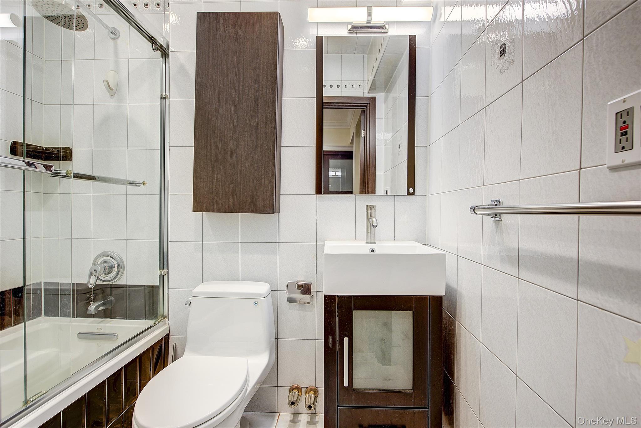 Condo Queens  Queens, NY 11375, MLS-935640-29