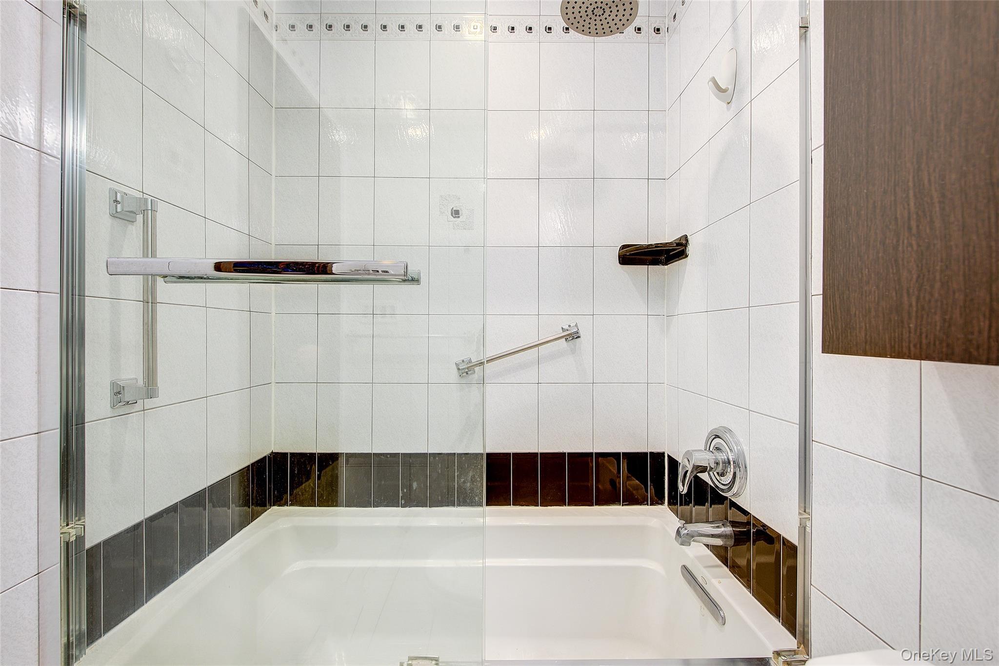 Condo Queens  Queens, NY 11375, MLS-935640-31