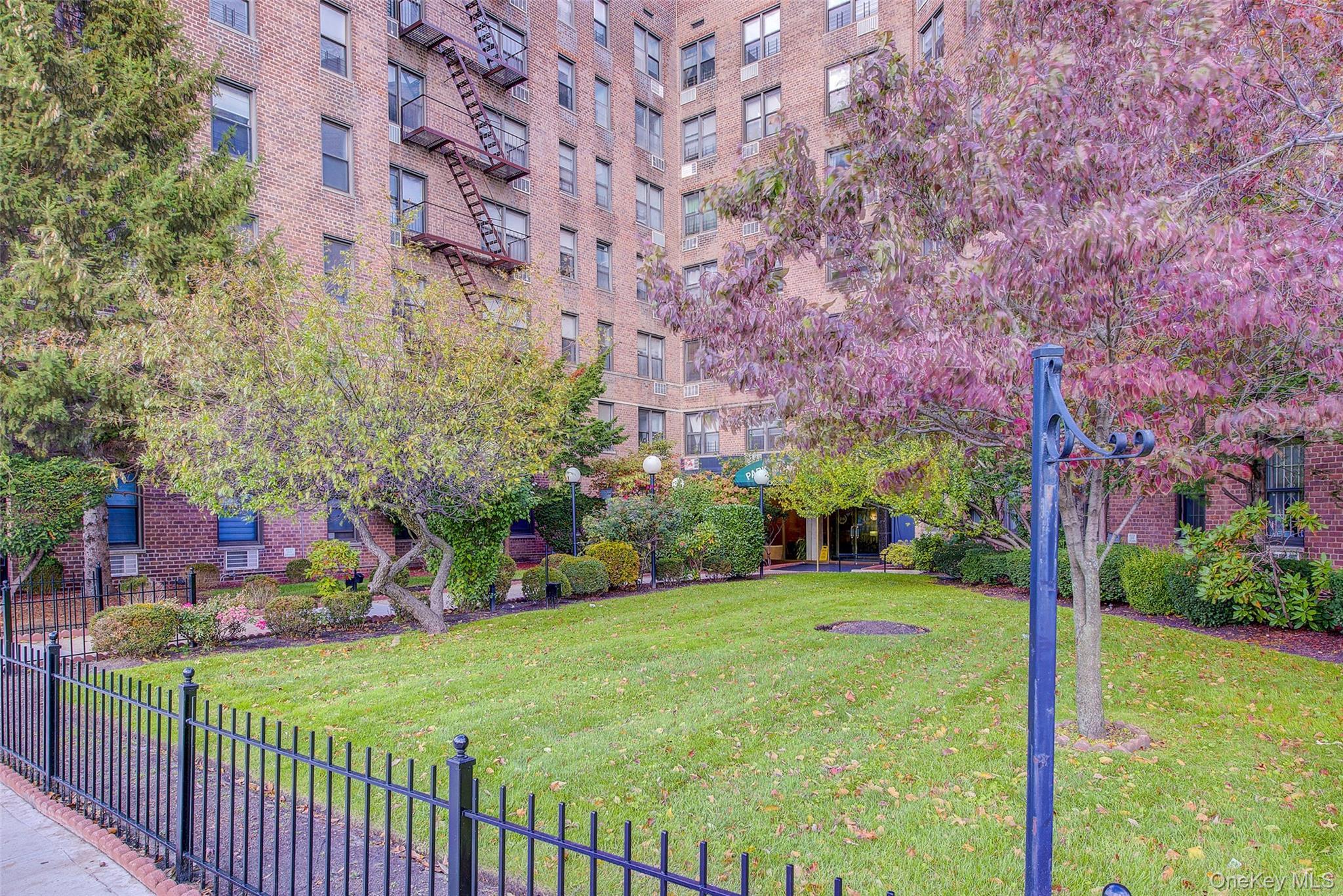 Condo Queens  Queens, NY 11375, MLS-935640-35