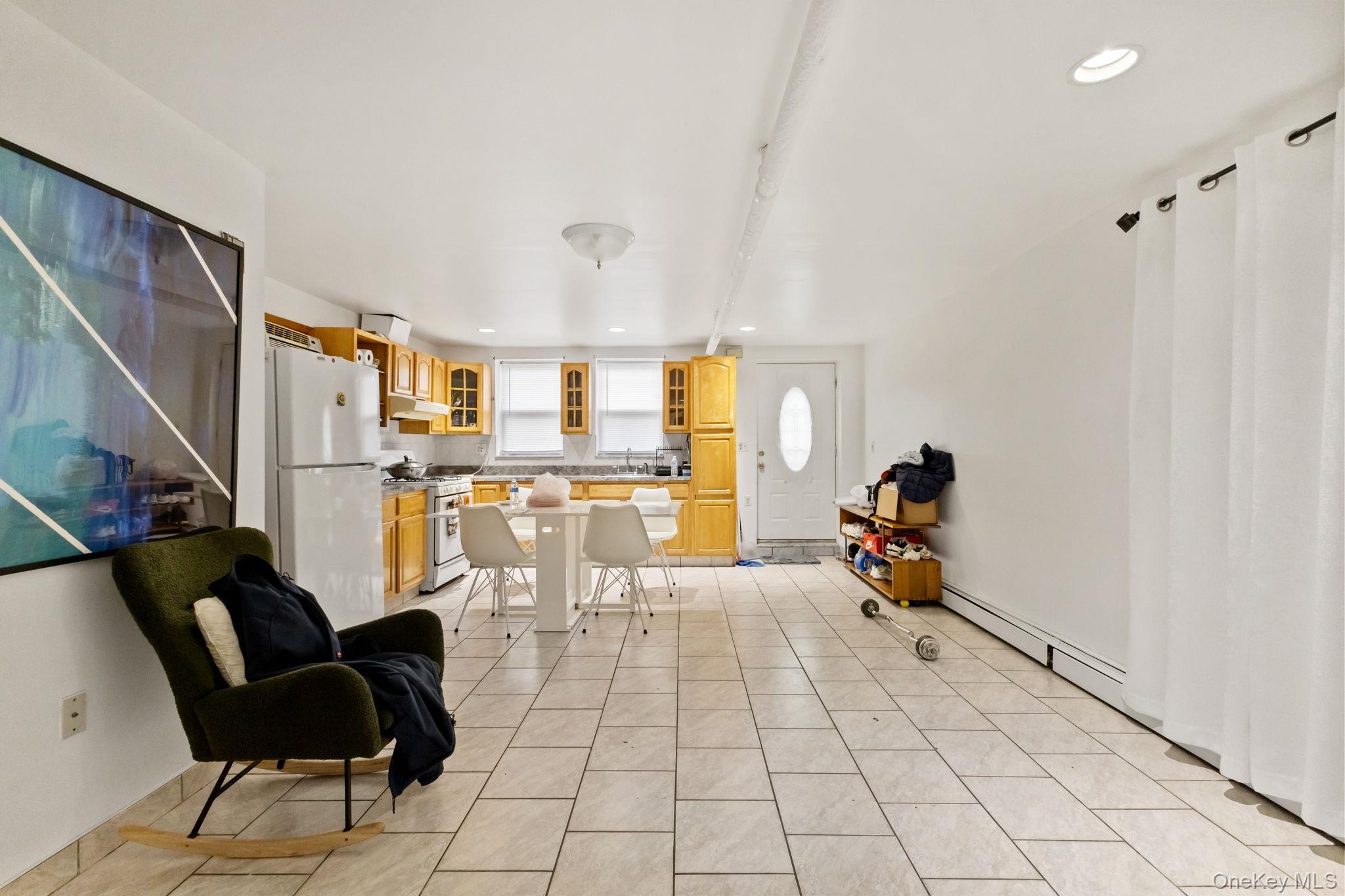 Single Family Rhinelander  Bronx, NY 10462, MLS-935652-13