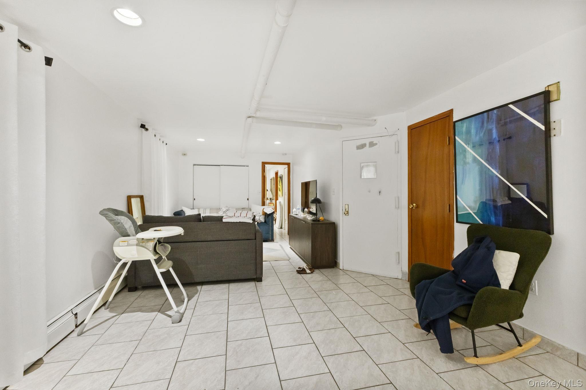 Single Family Rhinelander  Bronx, NY 10462, MLS-935652-14