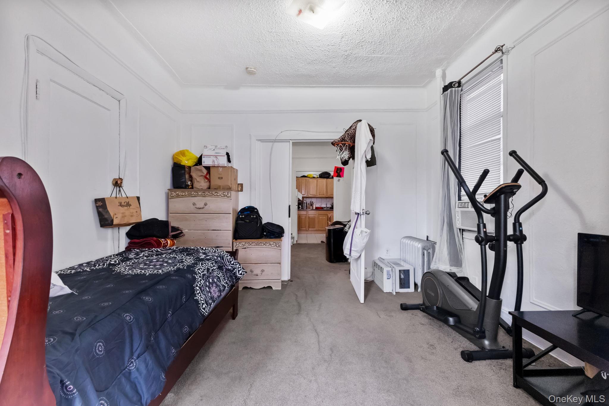 Single Family Rhinelander  Bronx, NY 10462, MLS-935652-18