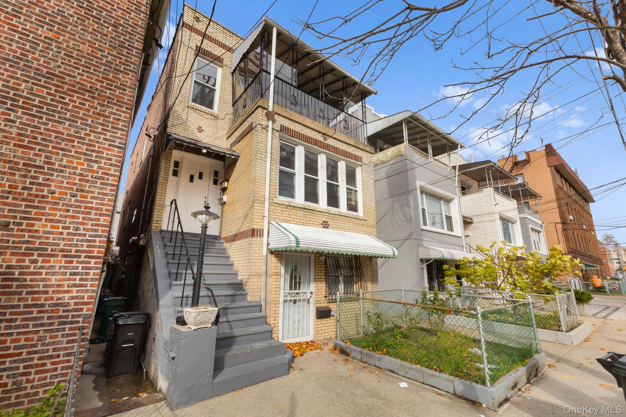 Single Family Rhinelander  Bronx, NY 10462, MLS-935652-2