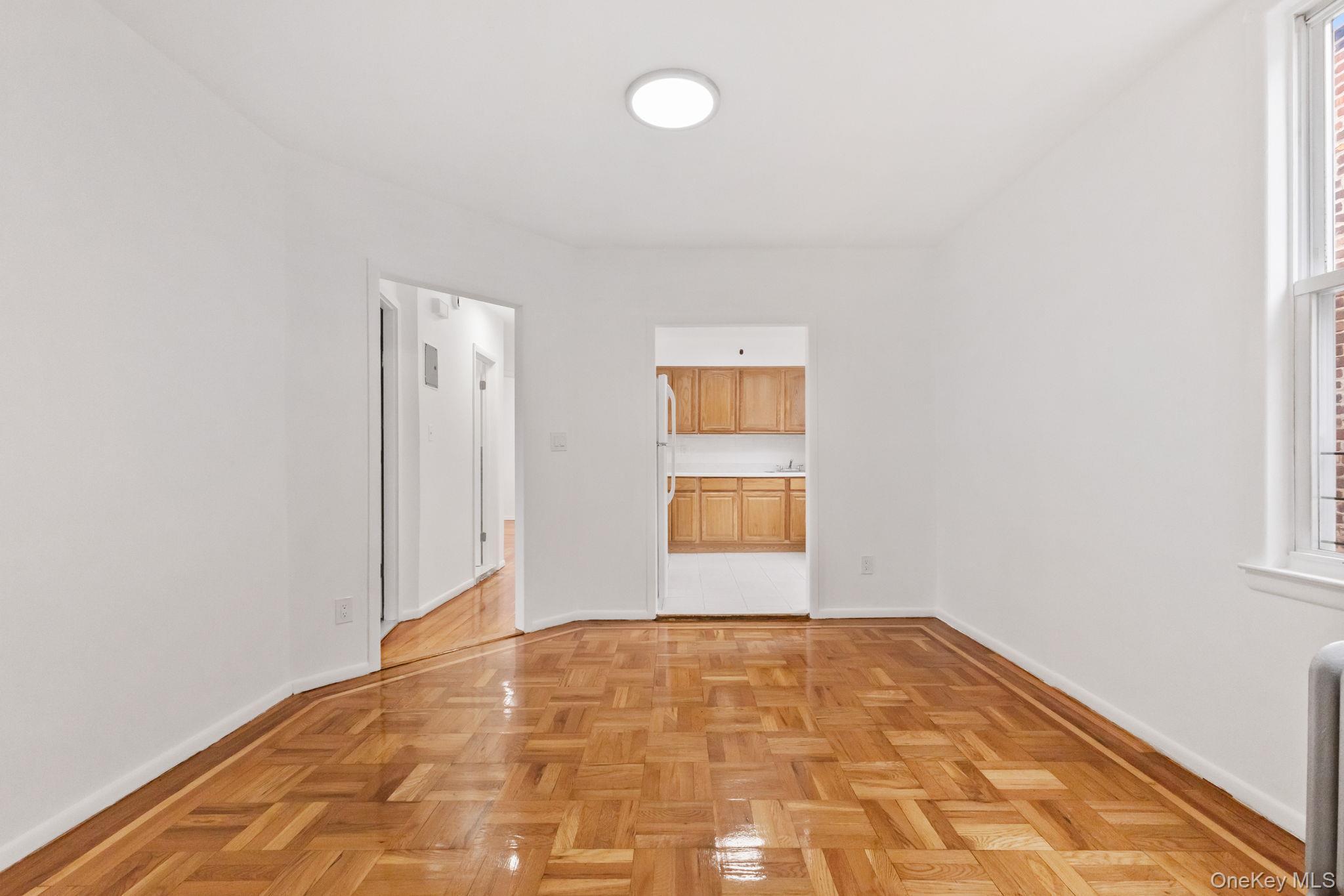 Single Family Rhinelander  Bronx, NY 10462, MLS-935652-30