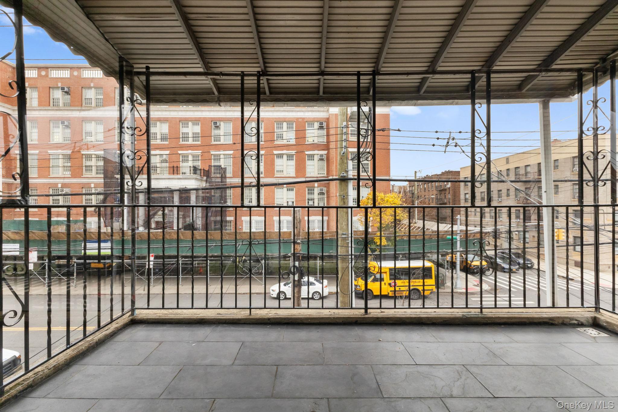 Single Family Rhinelander  Bronx, NY 10462, MLS-935652-32