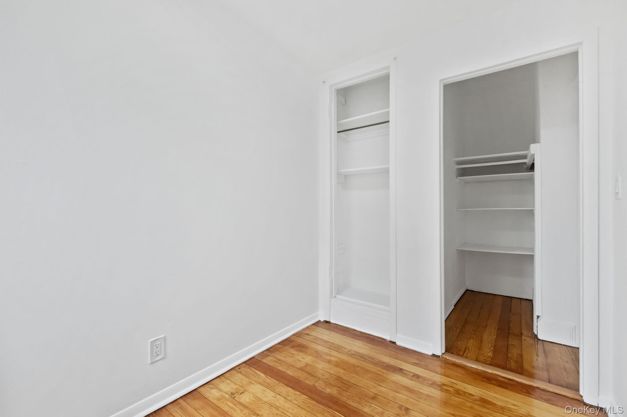 Single Family Rhinelander  Bronx, NY 10462, MLS-935652-36