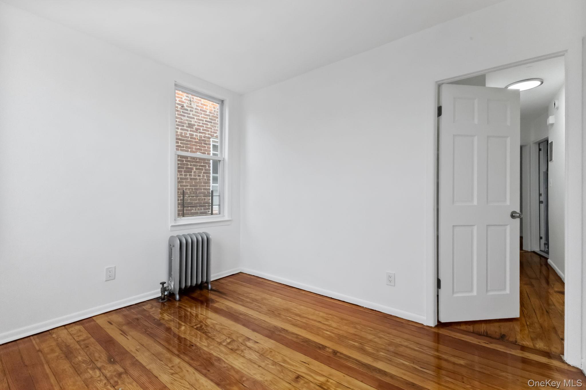 Single Family Rhinelander  Bronx, NY 10462, MLS-935652-41