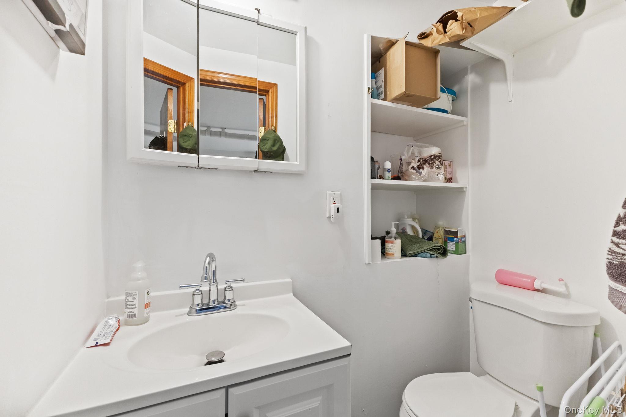 Single Family Rhinelander  Bronx, NY 10462, MLS-935652-6