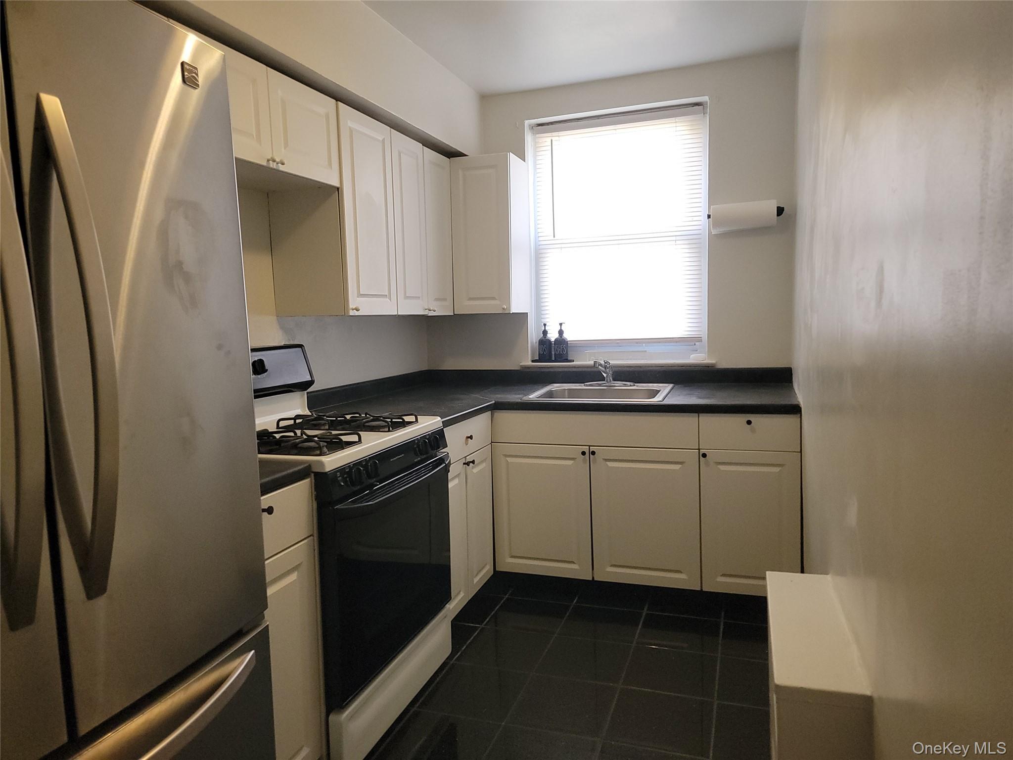 Coop 205th  Queens, NY 11361, MLS-935653-5