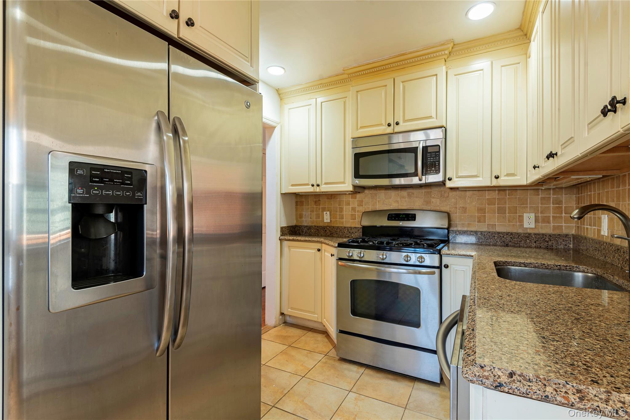 Single Family 271st  Queens, NY 11040, MLS-935704-6