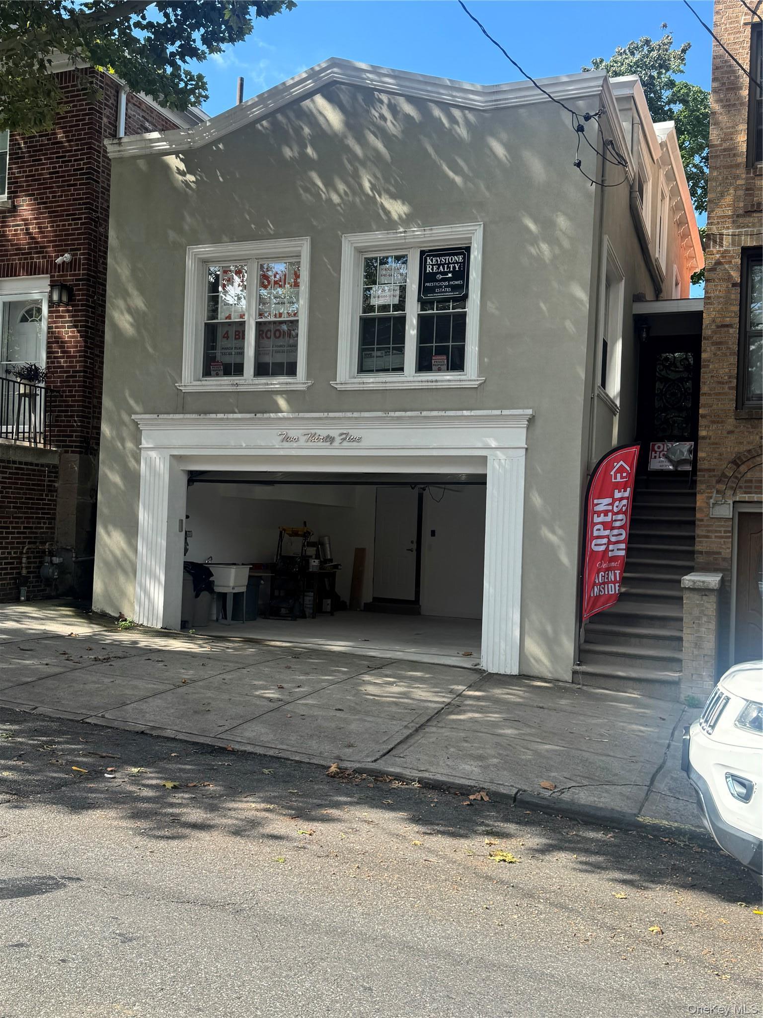 Single Family E 235th Street Bronx, NY 10470, MLS-935718-20