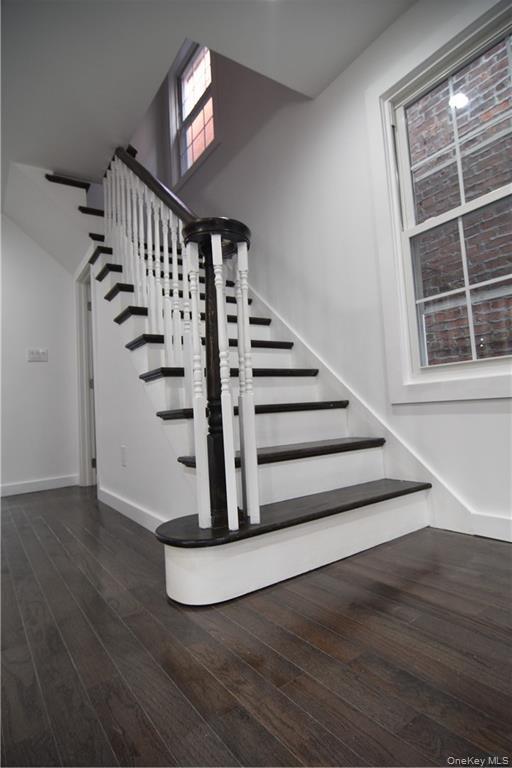 Single Family 235th  Bronx, NY 10470, MLS-935718-7