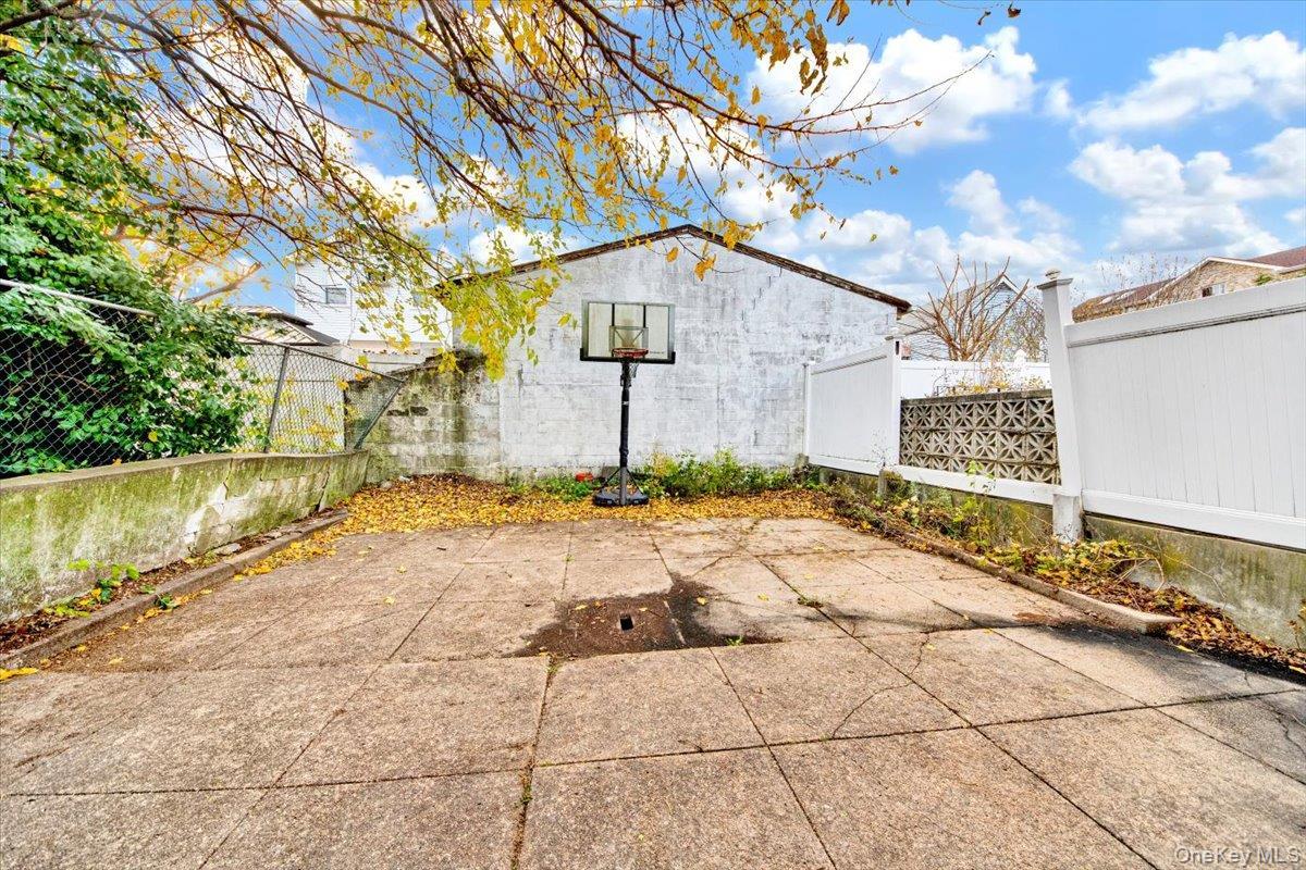 Single Family Buttrick  Bronx, NY 10465, MLS-935723-23