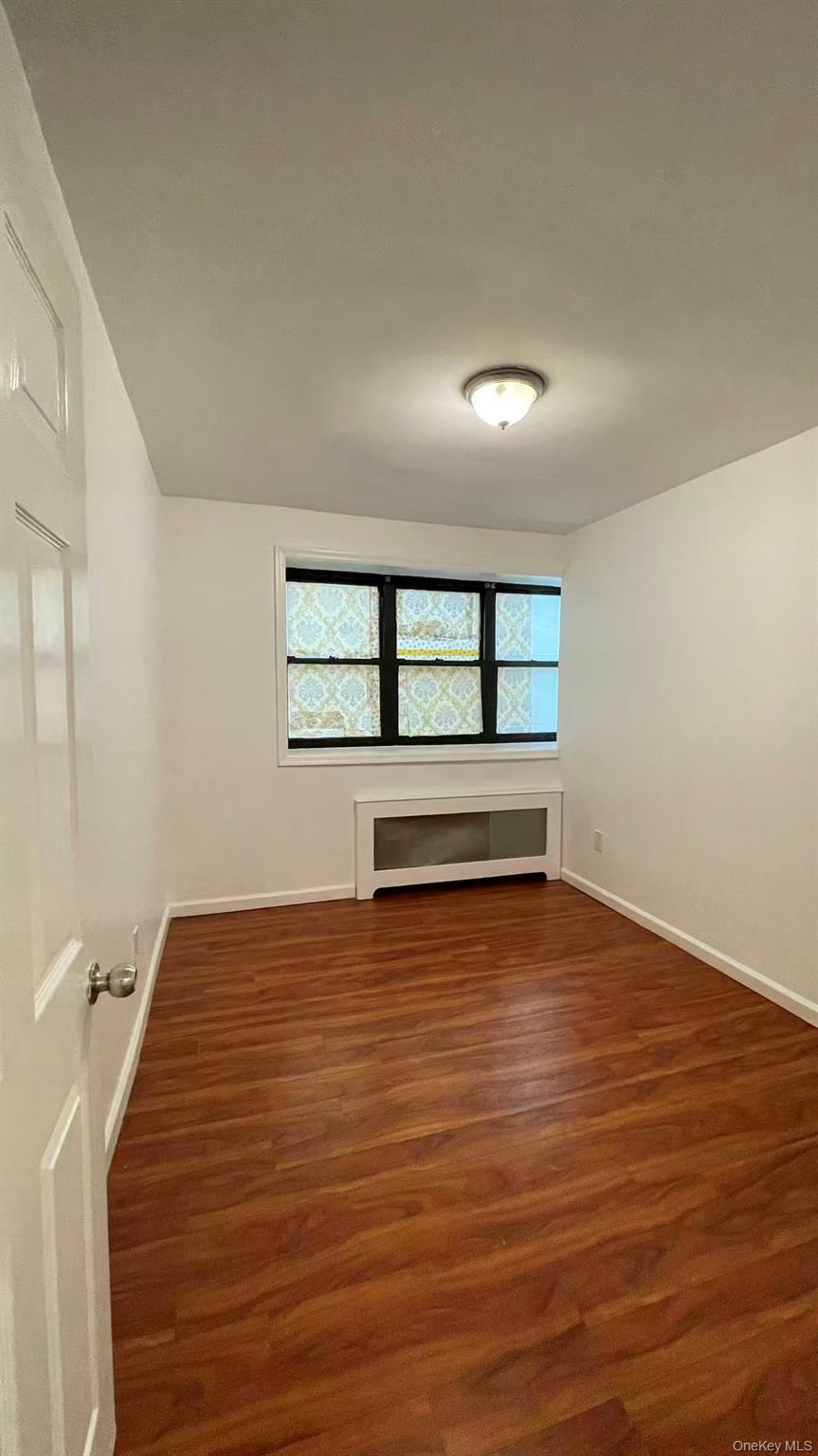 Condo Sanford  Queens, NY 11355, MLS-935738-8