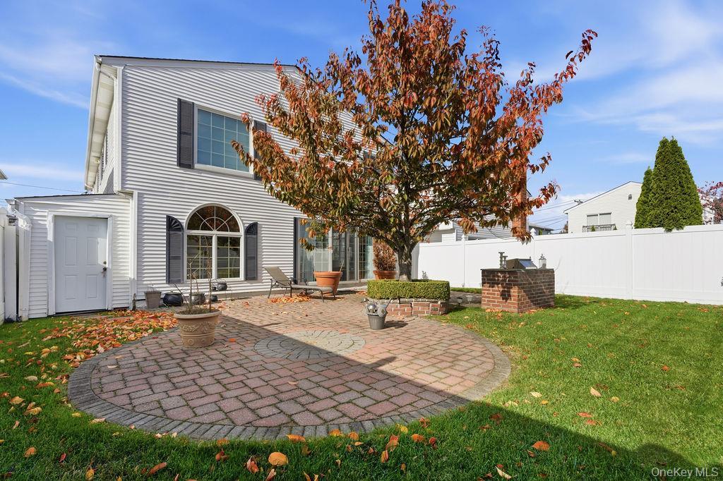 Single Family 84th  Queens, NY 11414, MLS-935783-23