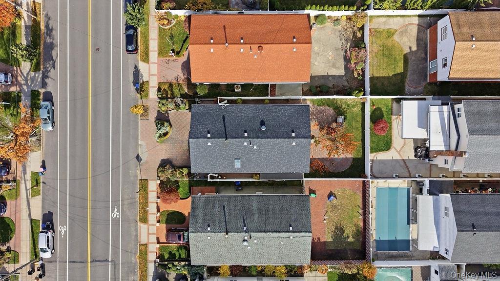 Single Family 84th  Queens, NY 11414, MLS-935783-31