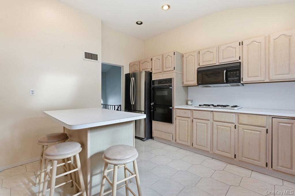 Single Family 84th  Queens, NY 11414, MLS-935783-4