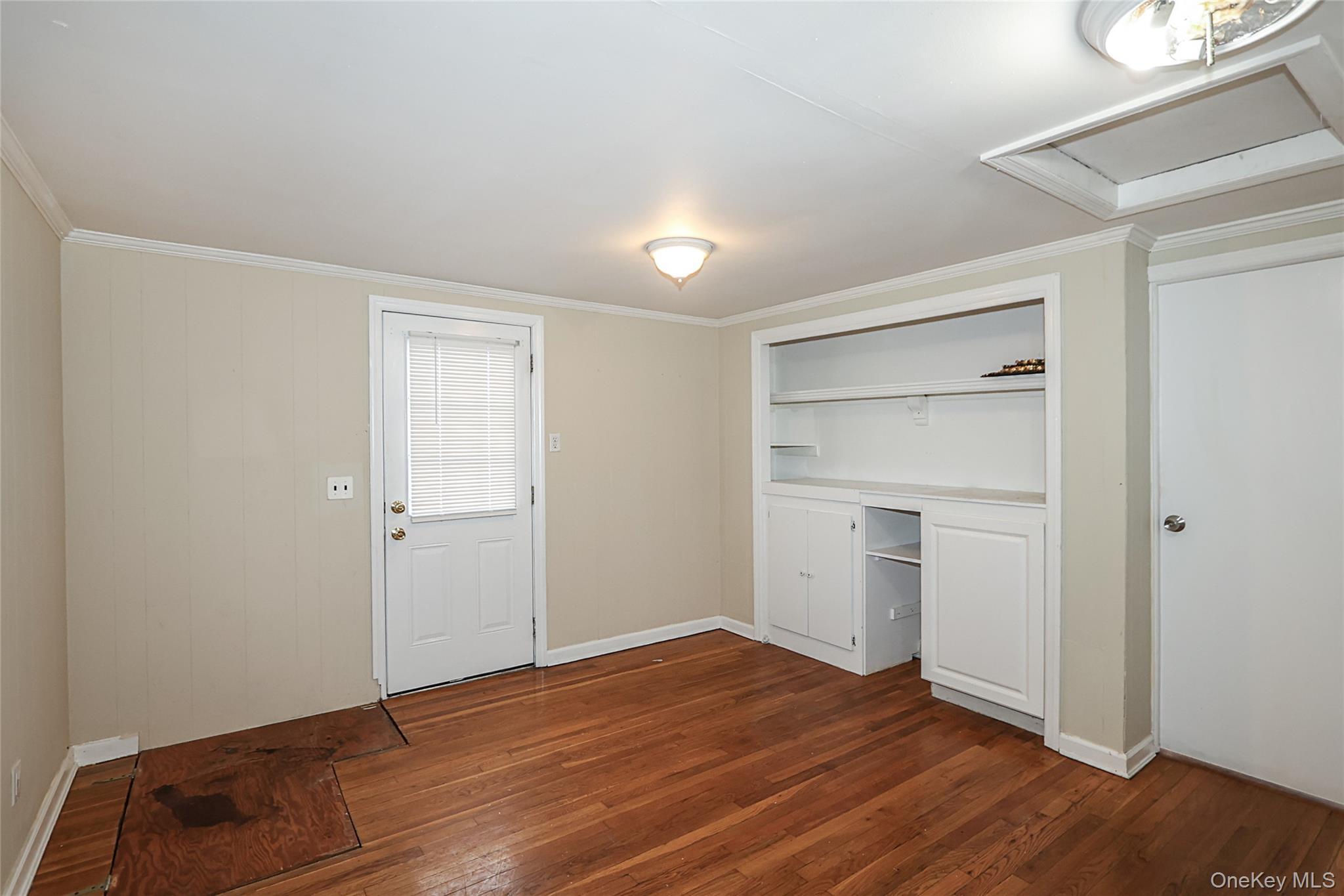 Single Family East Nassau County, NY 11542, MLS-935788-21