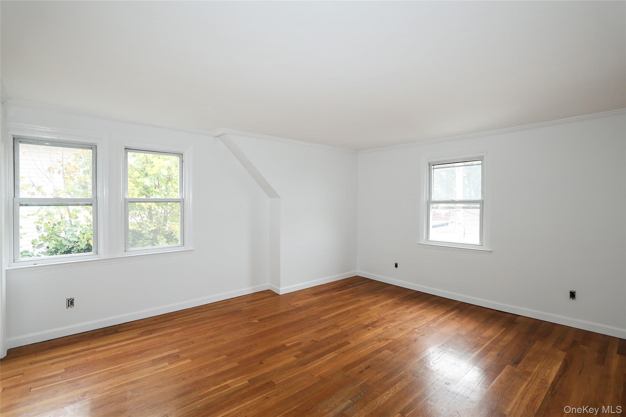 Single Family East Nassau County, NY 11542, MLS-935788-23