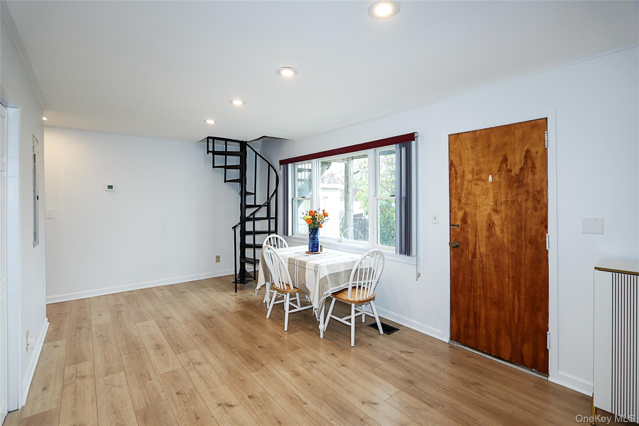 Single Family East Nassau County, NY 11542, MLS-935788-4