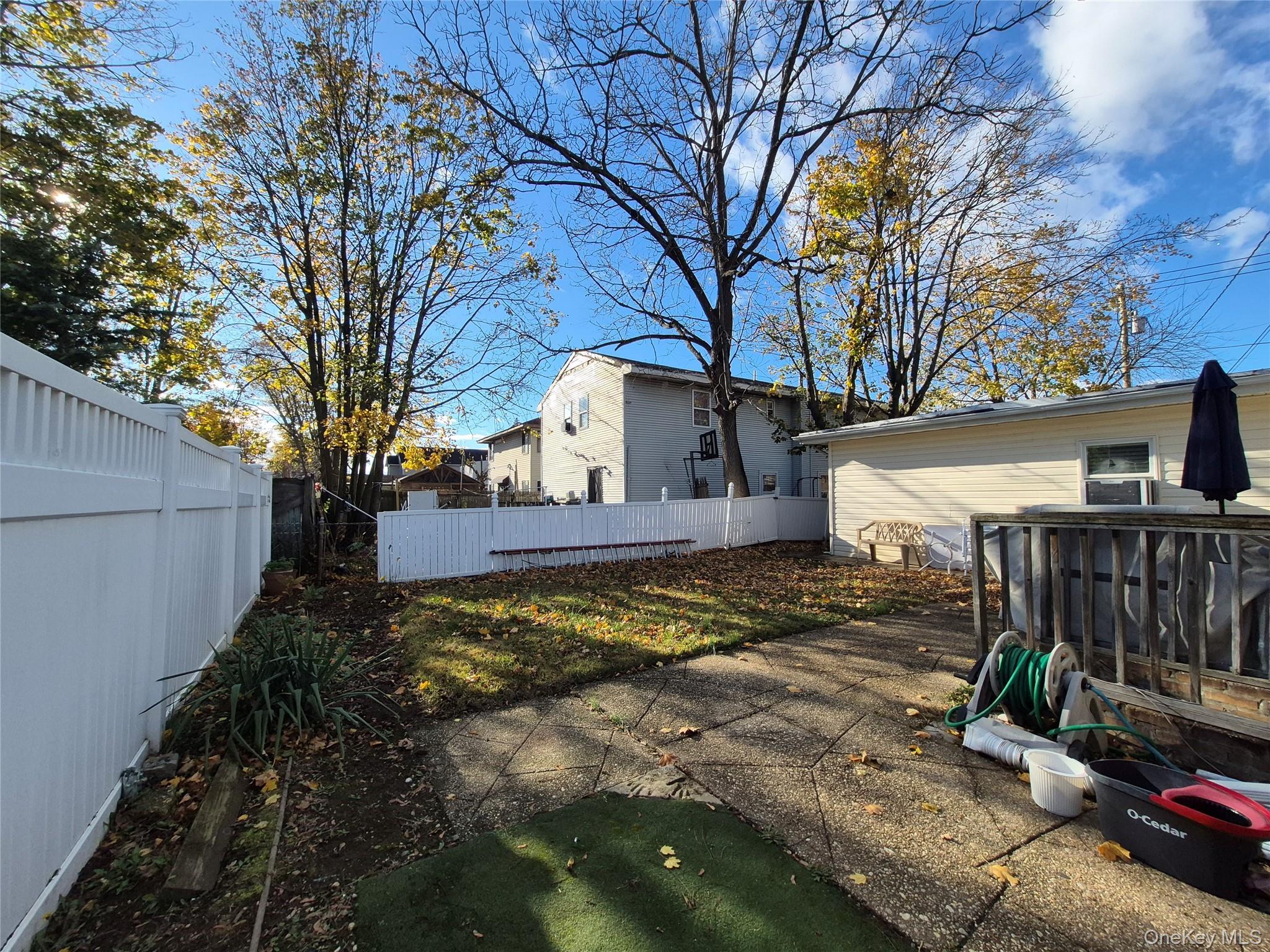 Single Family Argyle  Nassau County, NY 11553, MLS-935791-24
