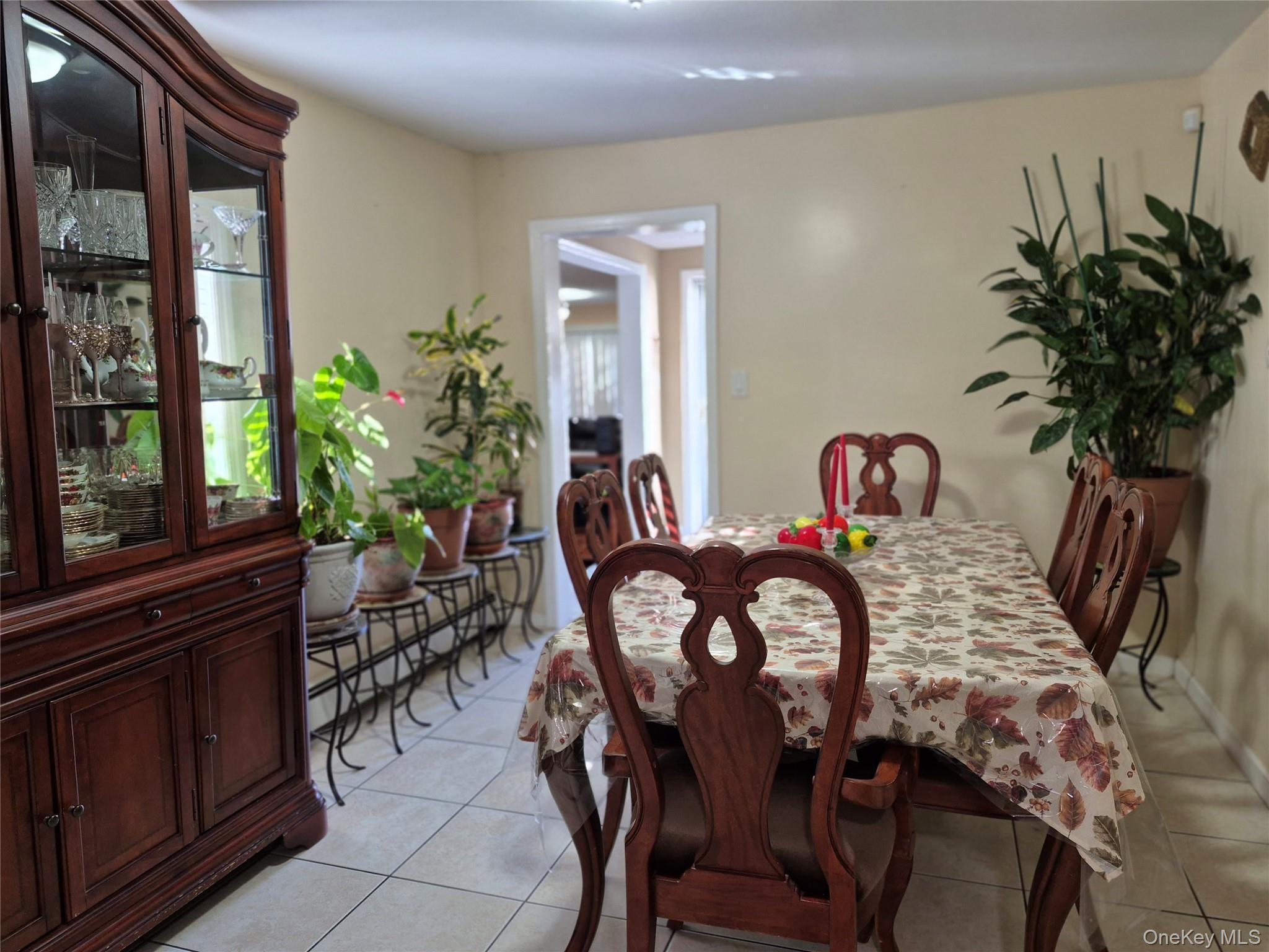 Single Family Argyle Nassau County, NY 11553, MLS-935791-6