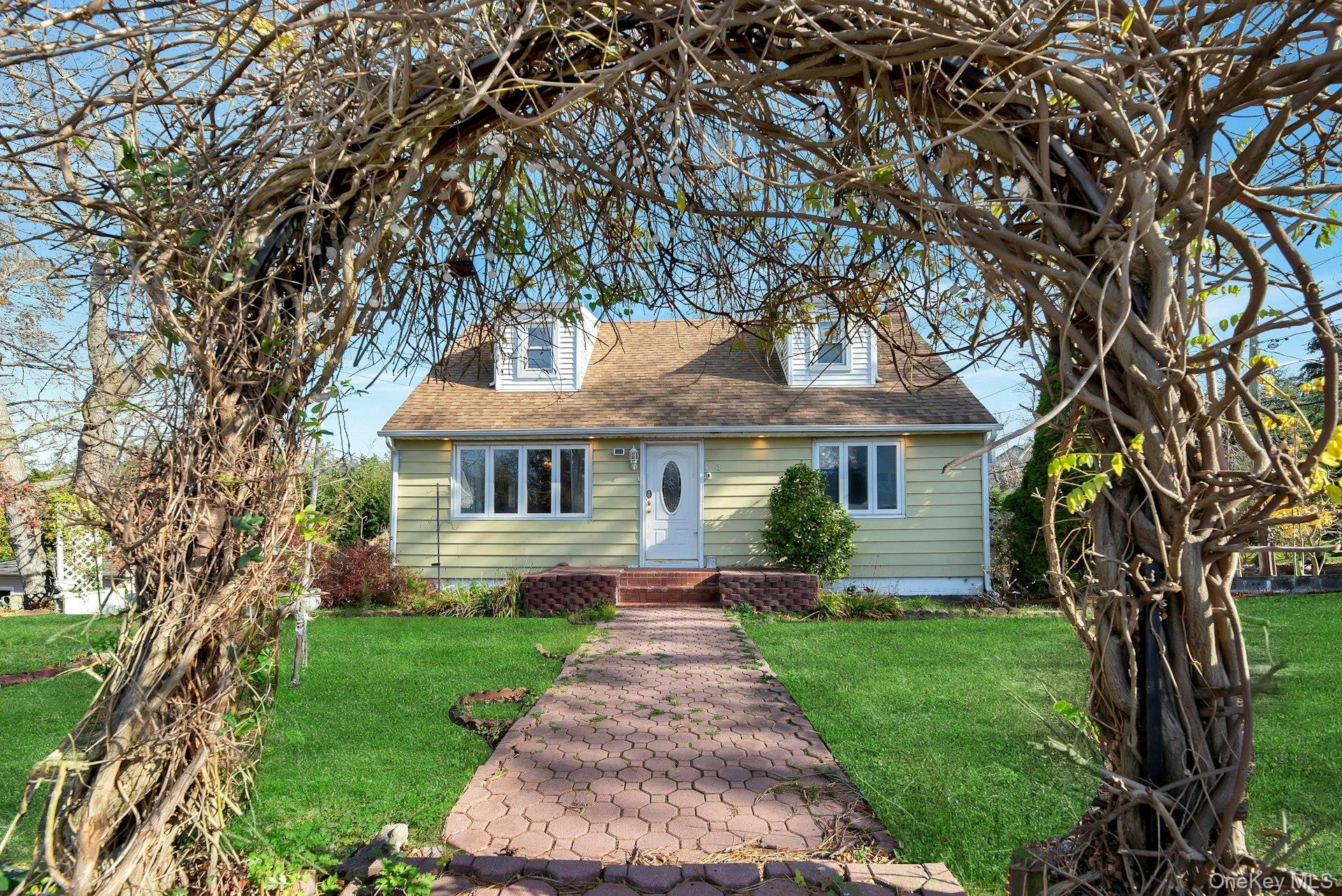 Single Family Hazel Suffolk County, NY 11778, MLS-935792-2