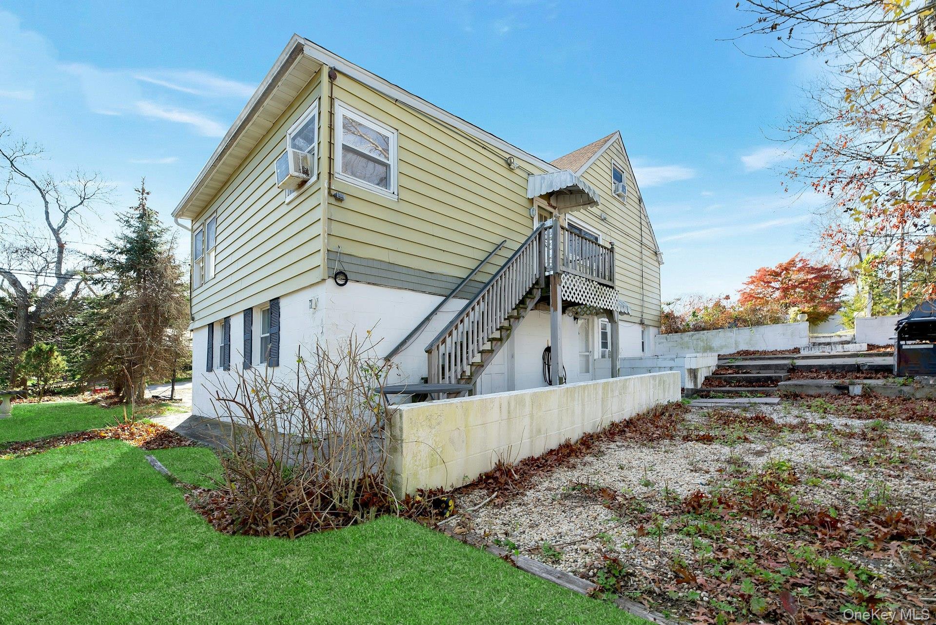 Single Family Hazel  Suffolk County, NY 11778, MLS-935792-25