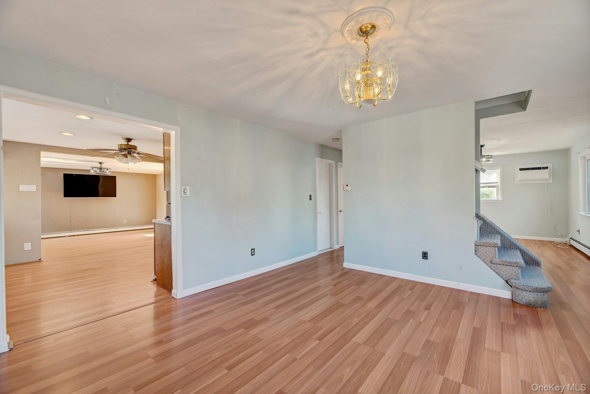 Single Family Hazel Suffolk County, NY 11778, MLS-935792-6